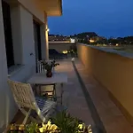 Fenals Penthouse * 滨海略雷特