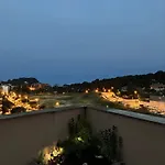 Fenals Penthouse * 滨海略雷特
