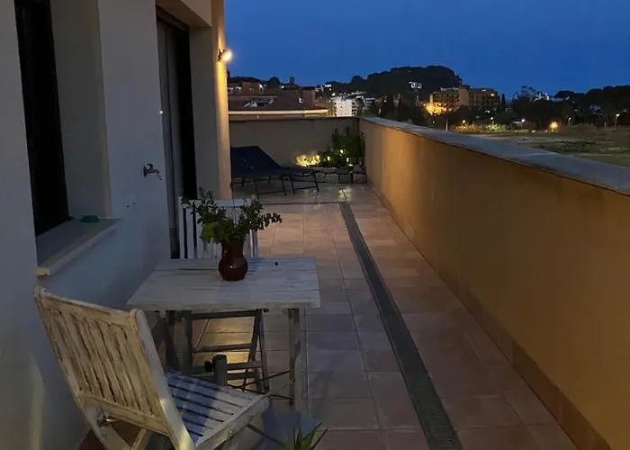 Fenals Penthouse * Λορέτ Ντε Μαρ